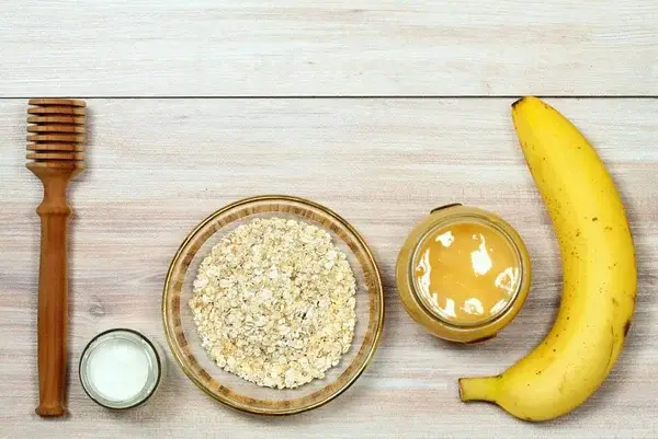 banana and oatmeal face mask