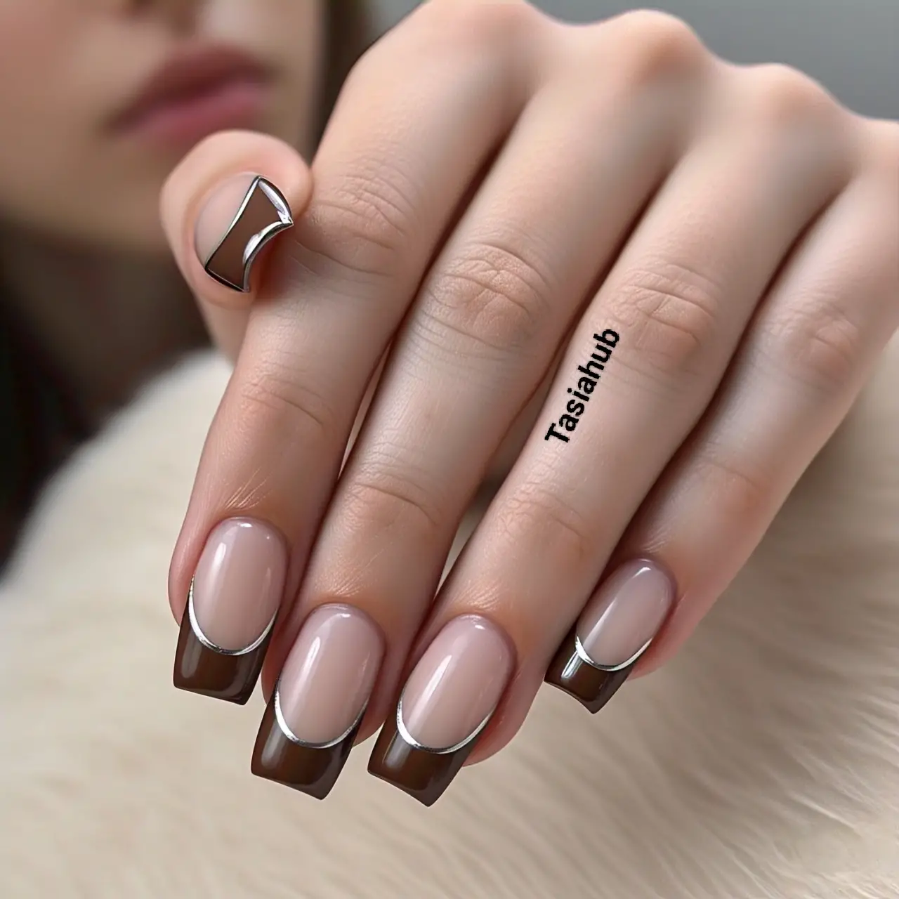 37 Chic Medium-Length French Tip Nail Designs