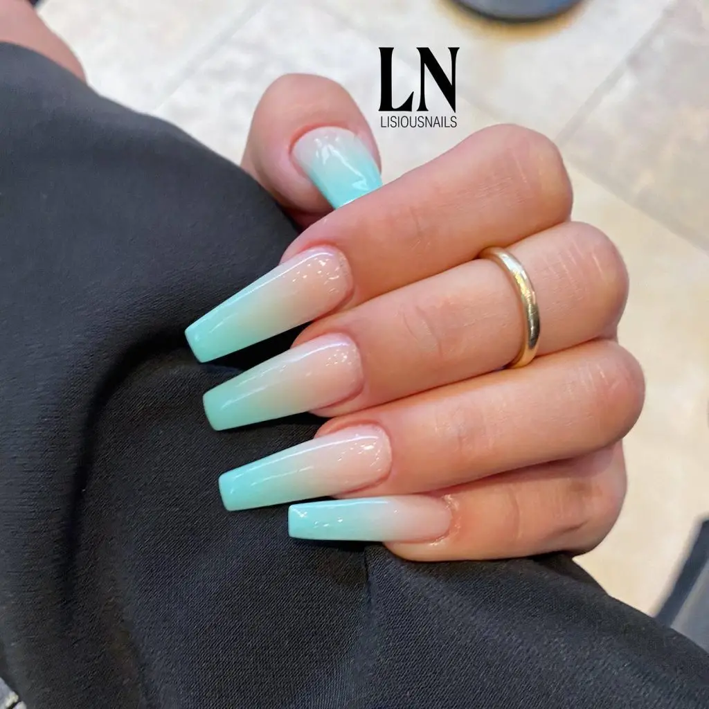00002 French Ombre Nails 1024x1024 1