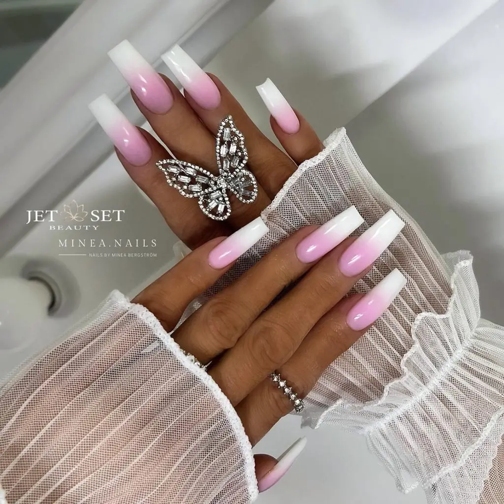 00008 French Ombre Nails 1024x1024 1