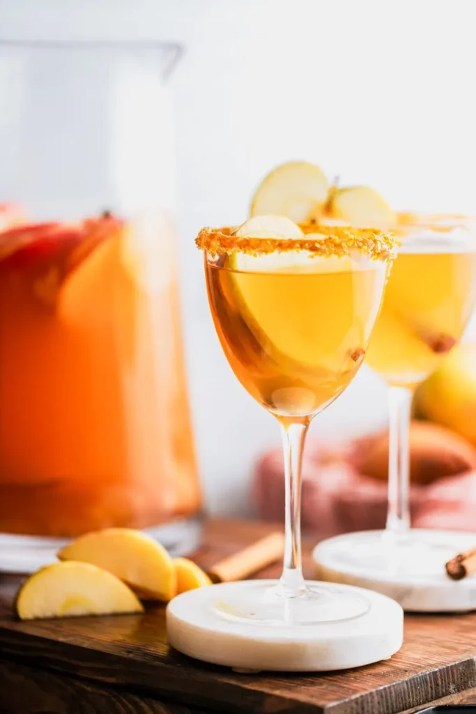 Caramel Apple Sangria feature.jpgfit10002c1500ssl1.jpg