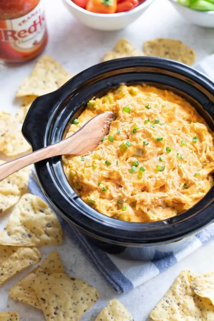 Crockpot Buffalo Chicken Dip 735x1103 1