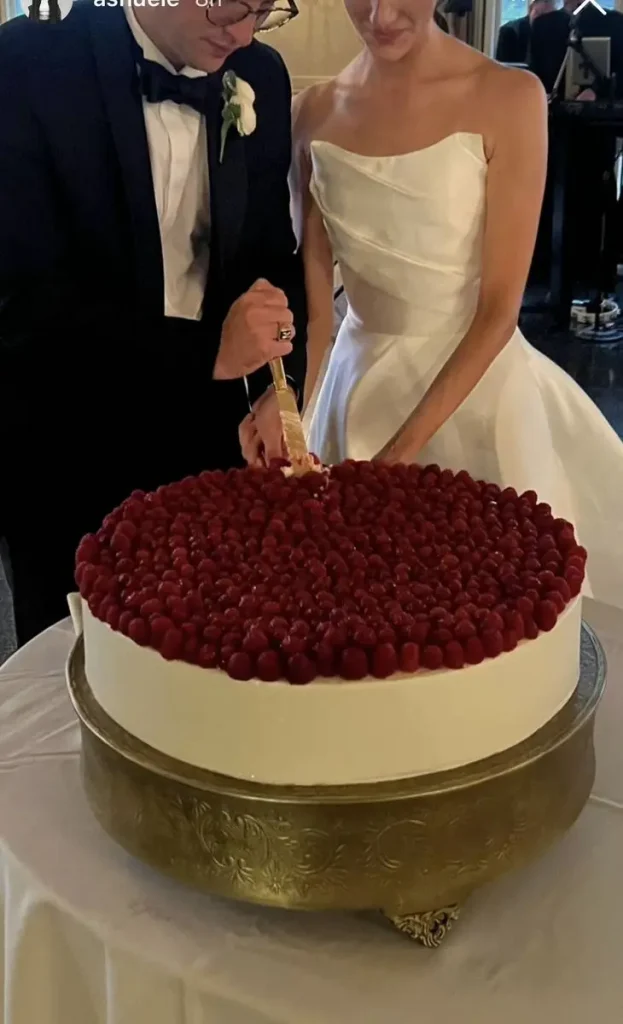 Italian wedding cake 24