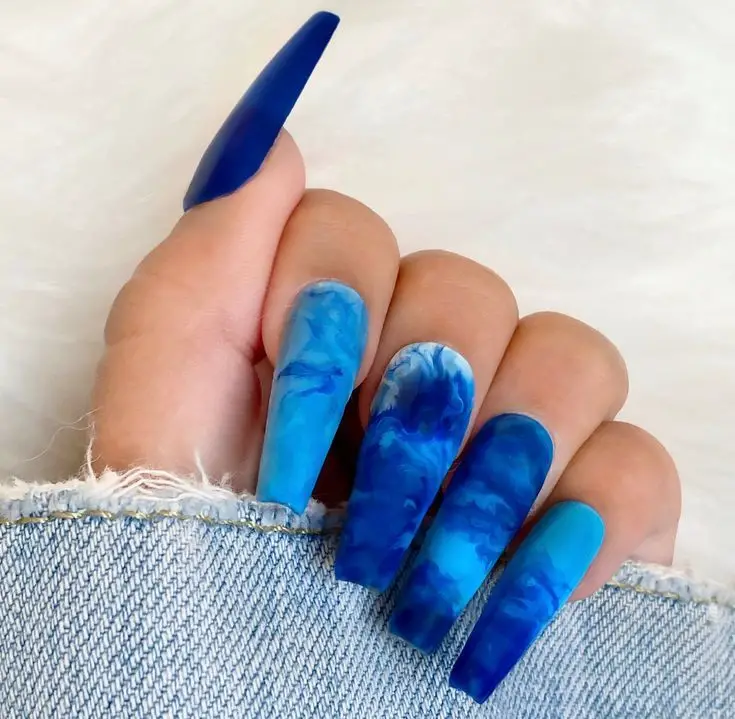 blue summer nails 16