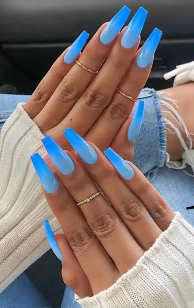 blue summer nails 22