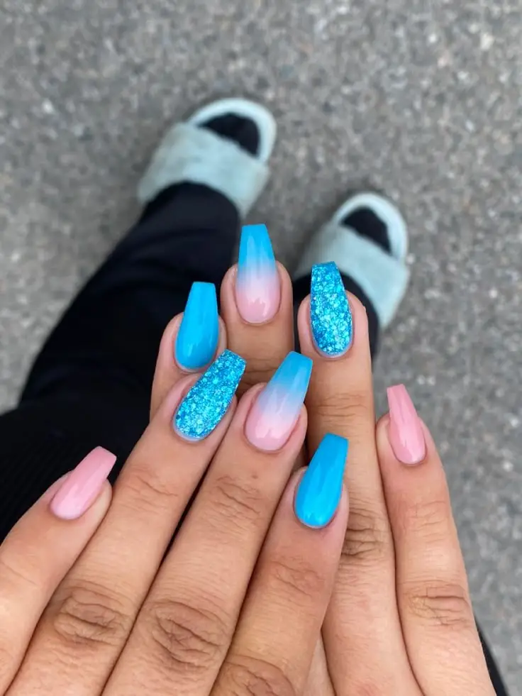 blue summer nails 24