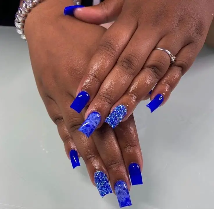 blue summer nails 30