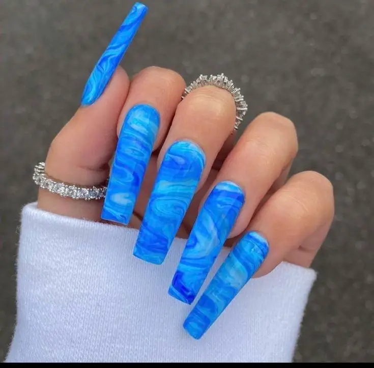 blue summer nails 4