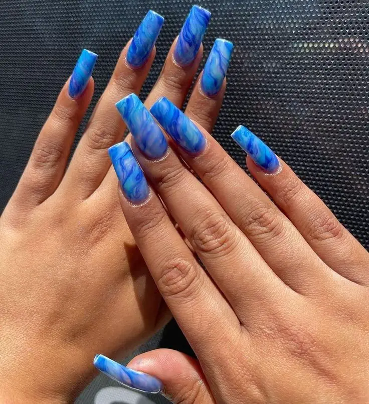 blue summer nails 5