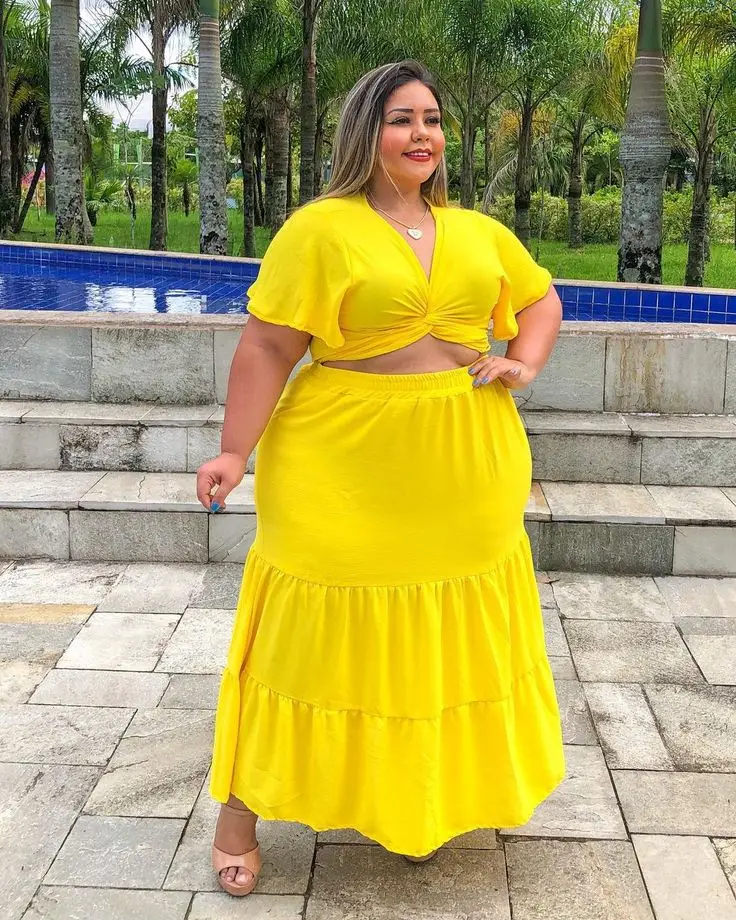 38 Perfect Plus Size Summer Outfits For A Flattering Silhouette