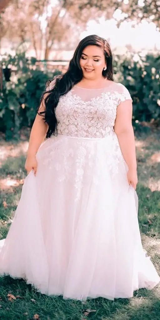 plus size wedding dress 18