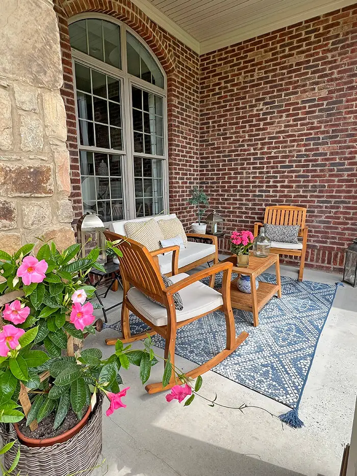 porch sitting area sm