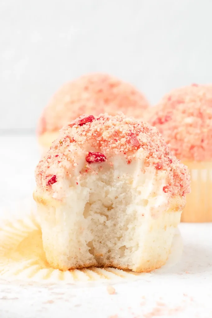 strawberry crunch cupcakes hero 2 1200x1800 4