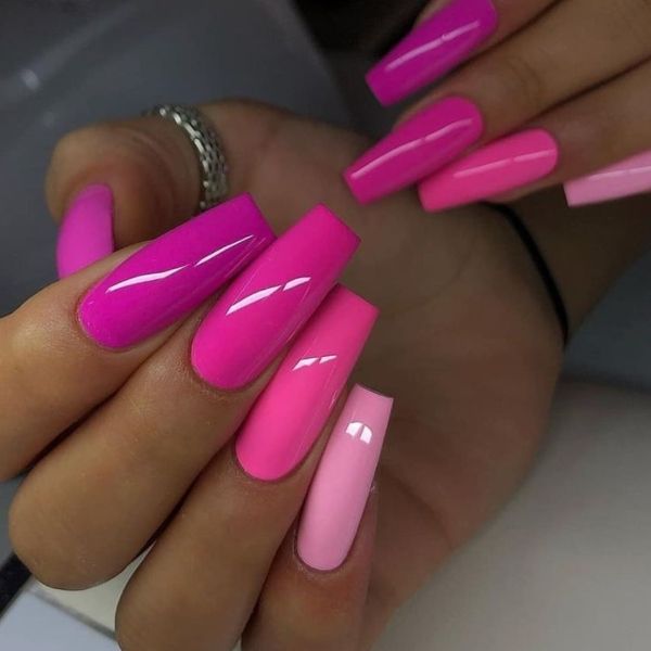 summer pink nails 2