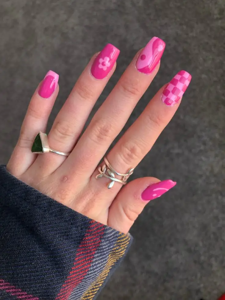 summer pink nails 33