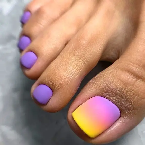 summer toe nails 29