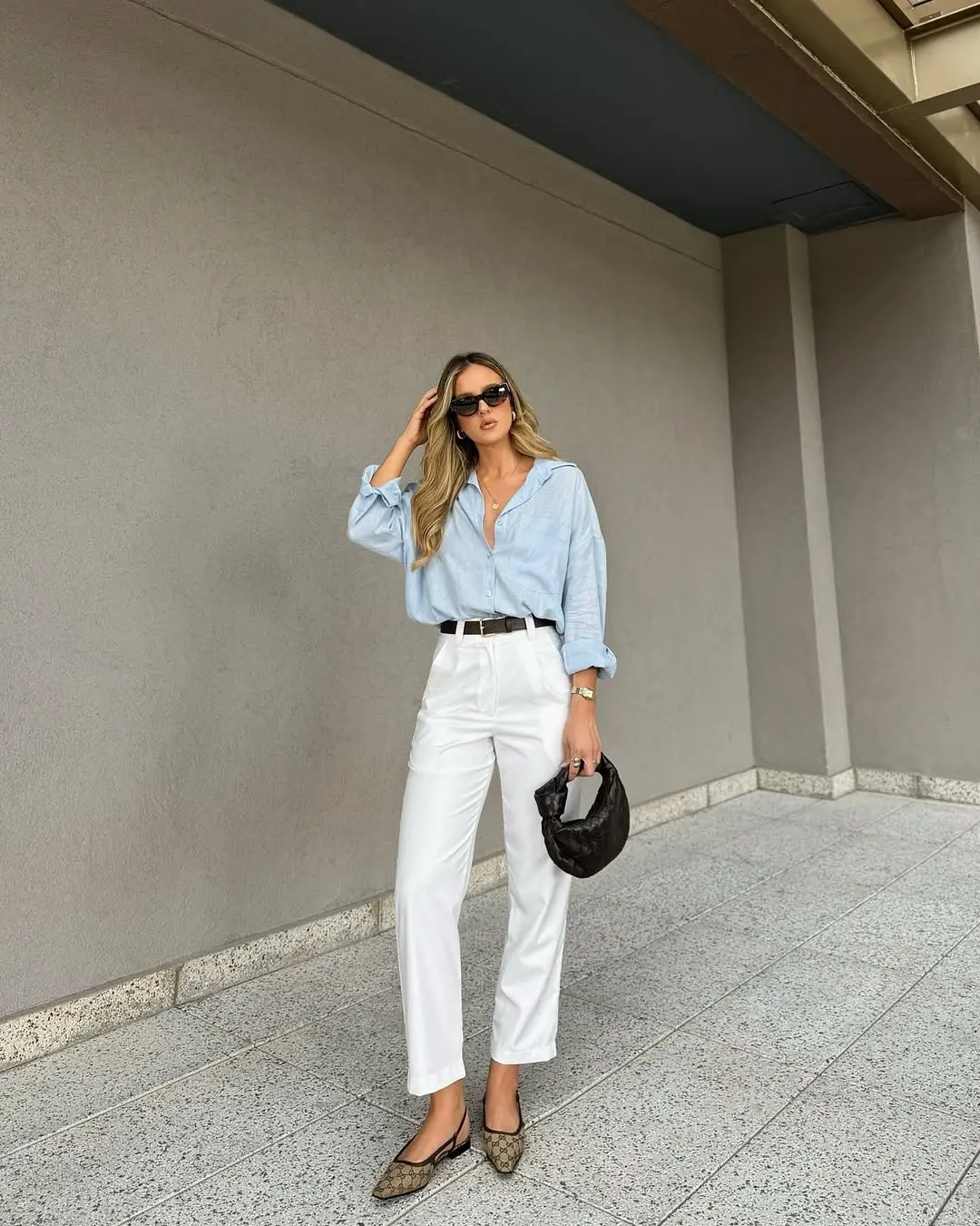 25 Classy Summer Work Outfits Trending In 2025