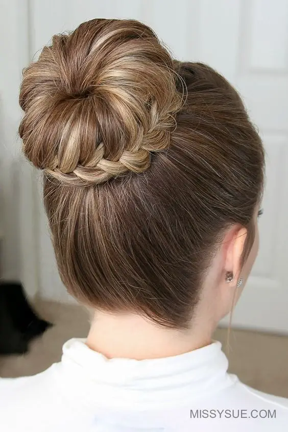 wedding guest hair 45