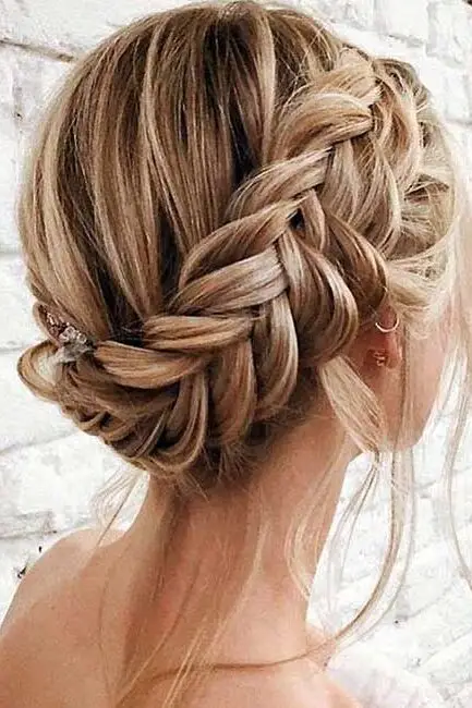 wedding guest hair 50