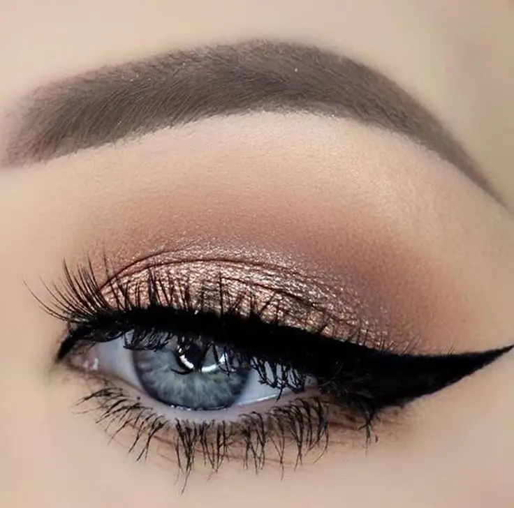 wedding makeup for blue eyes 19