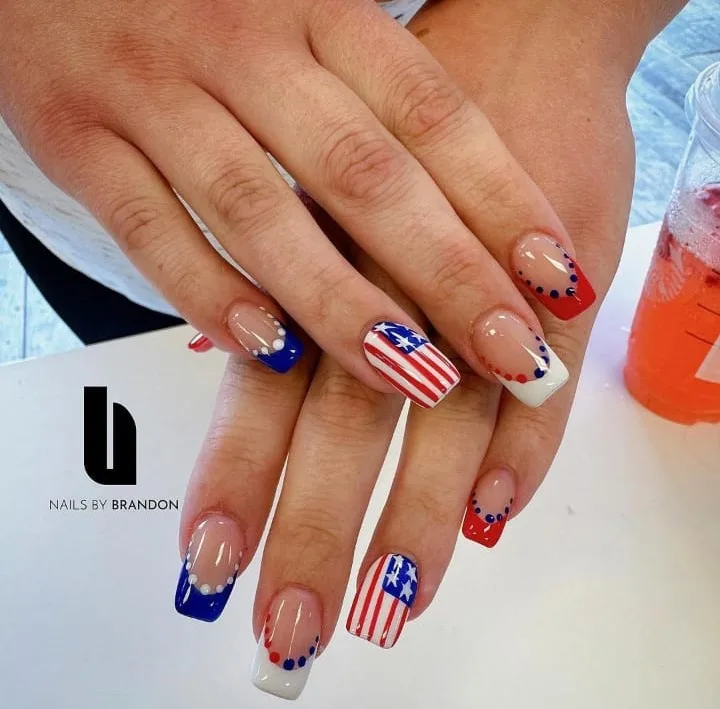 4th july nails 23.jpeg