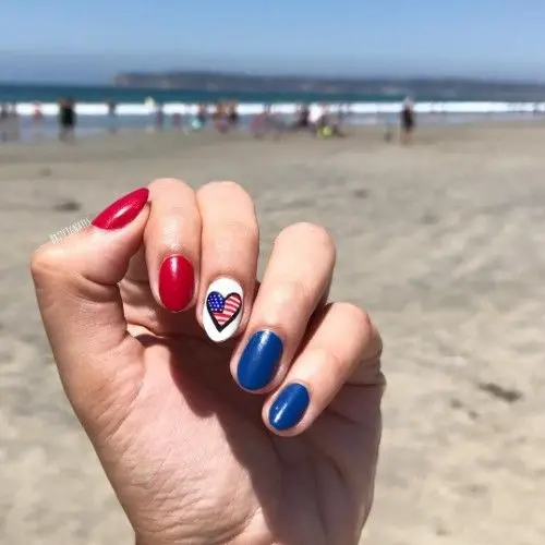 4th of july nails Heart Designs