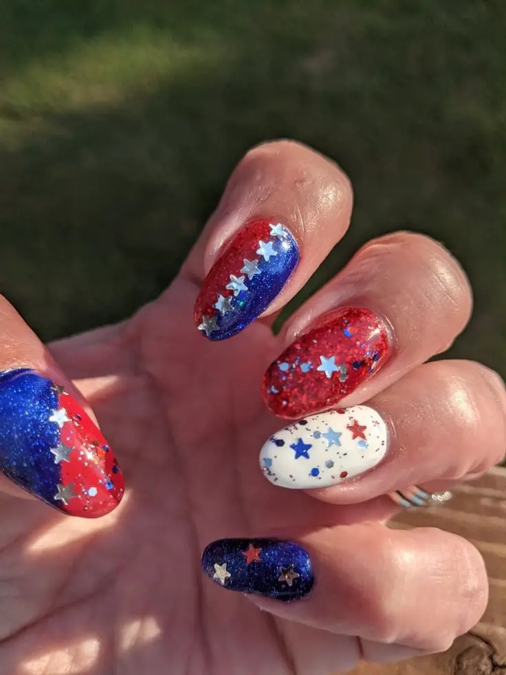 4th of july nails blue glitter
