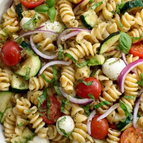 Tomato zucchini pasta salad