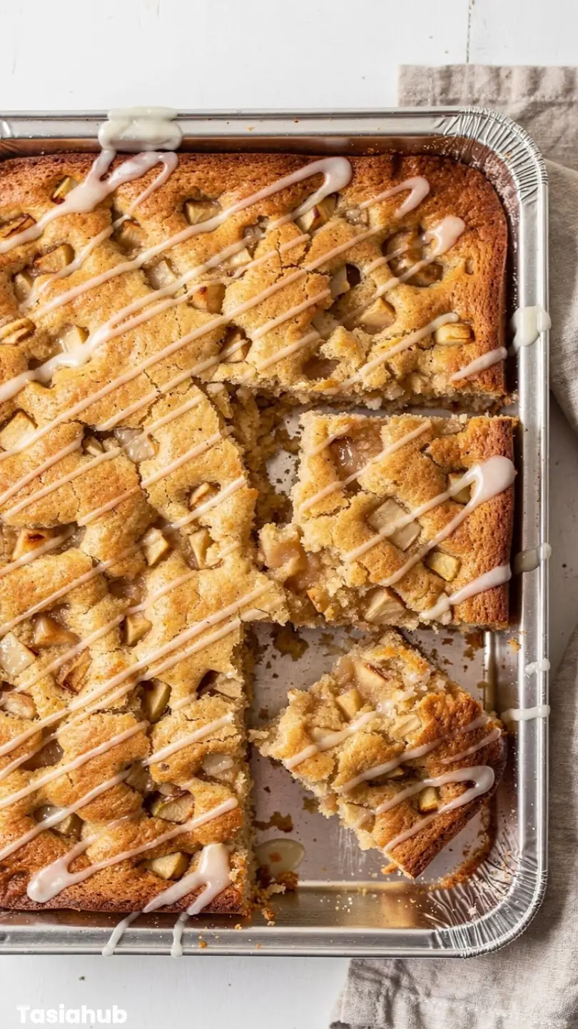 Apple Cinnamon Sheet Cake 1