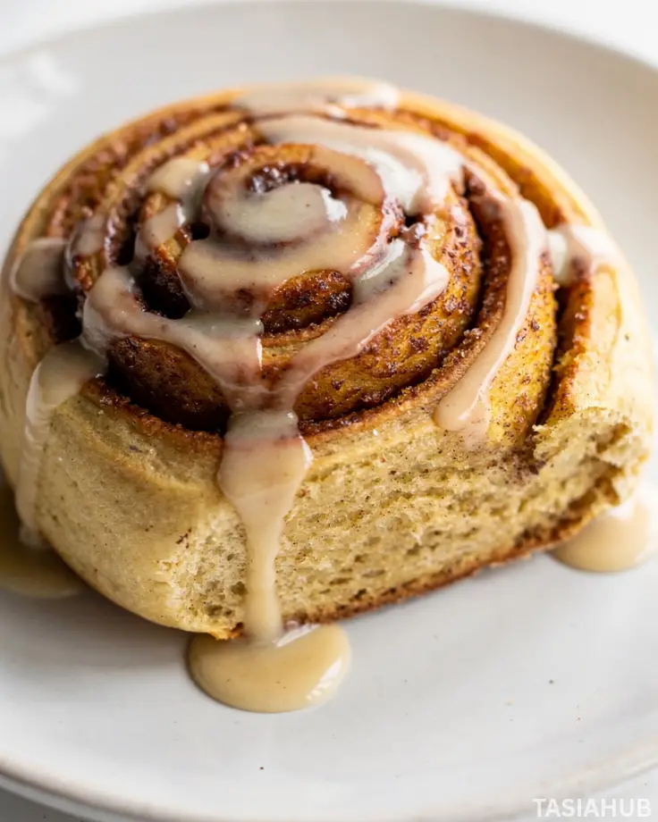 Pumpkin Spice Cinnamon Rolls